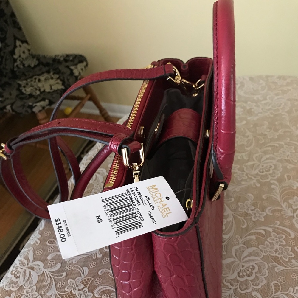 Brand new with tags Michael Kors Kellen. - Picture 2 of 8